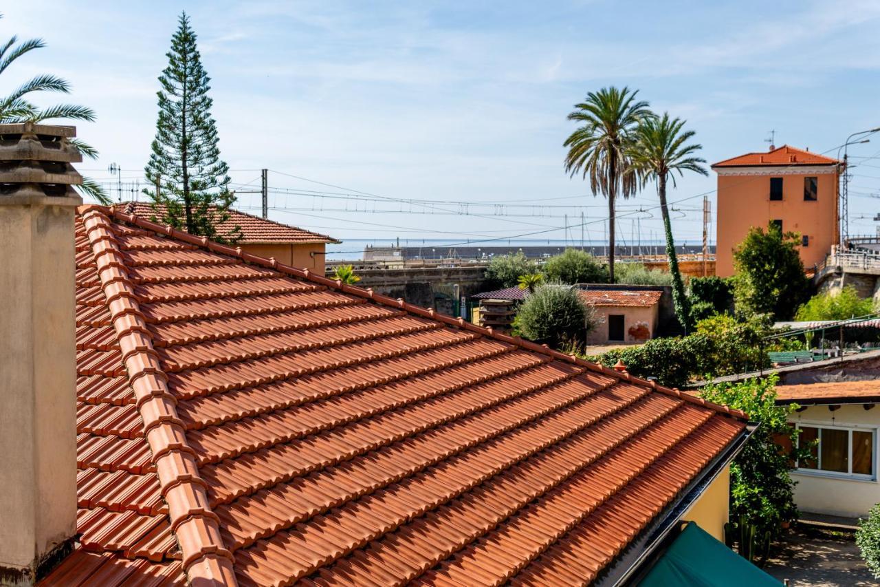 New Fishermans House Seaside, Air Conditioning & Wi-Fi Bordighera Exteriör bild